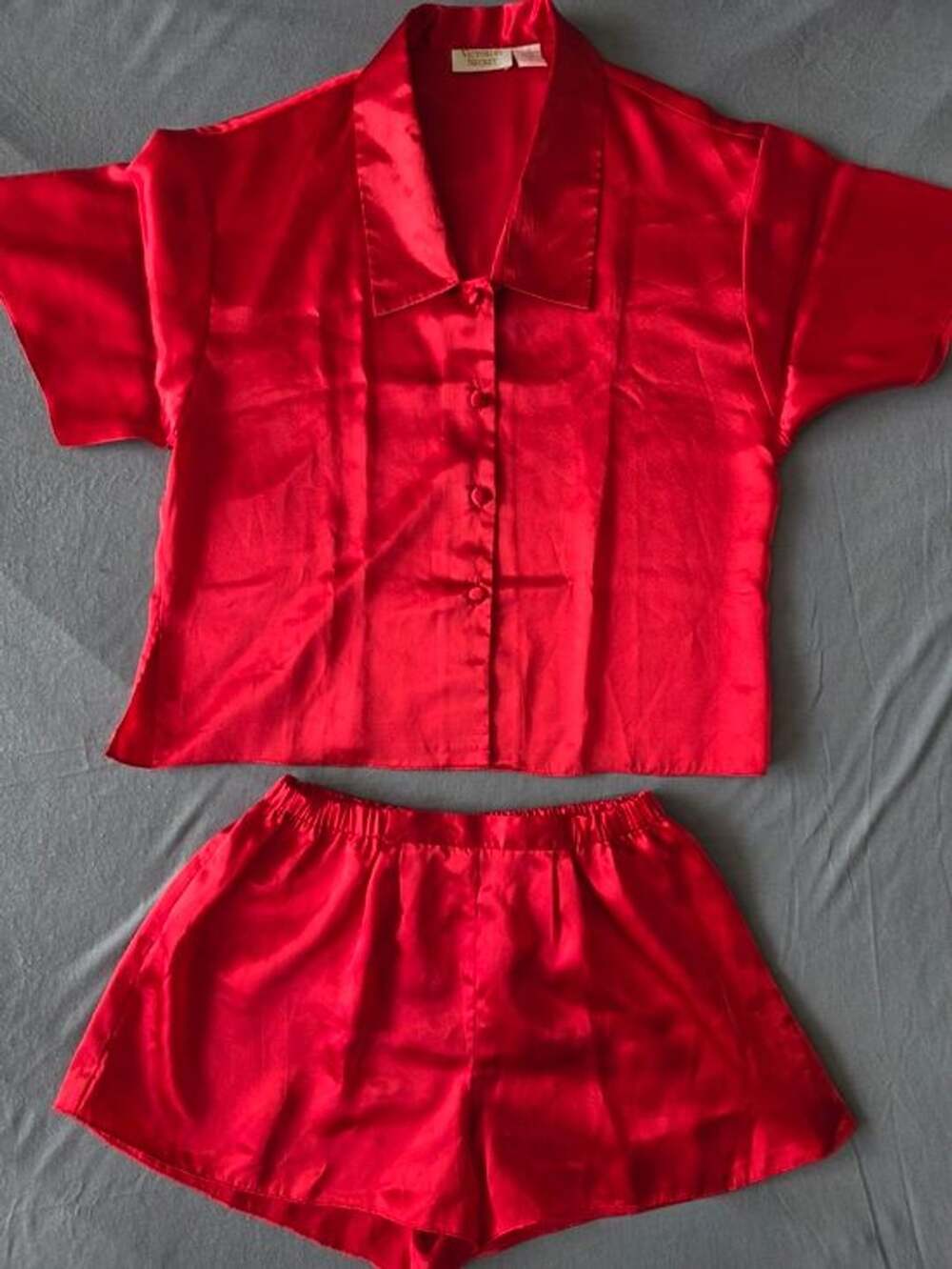Rare Vintage 90s Victoria’s Secret Gold Label Red Satin Pajama Set Small NWOT